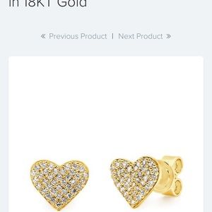 Crislu stud earrings